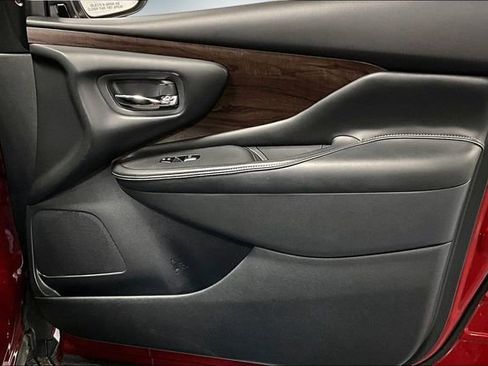 Used 2020 Nissan Murano Platinum FWD image 27