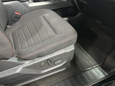 Used 2019 Ford F150 XLT w/ Equipment Group 302A Luxury AWD/4WD image 33