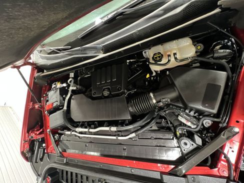 Used 2024 GMC Sierra 1500 Elevation image 25