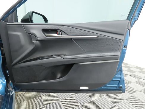 Used 2025 Toyota Camry XSE image 23