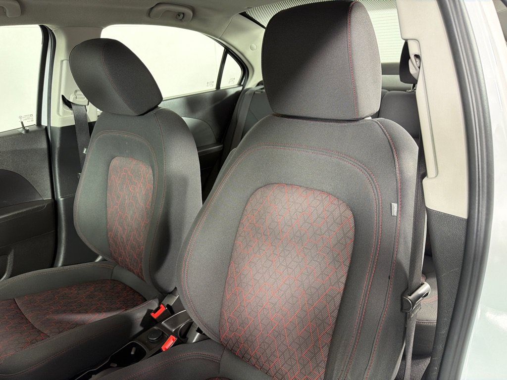 Used 2018 Chevrolet Sonic LT w/ Convenience Package FWD image 11