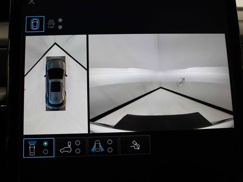 Used 2025 GMC Yukon Denali image 36