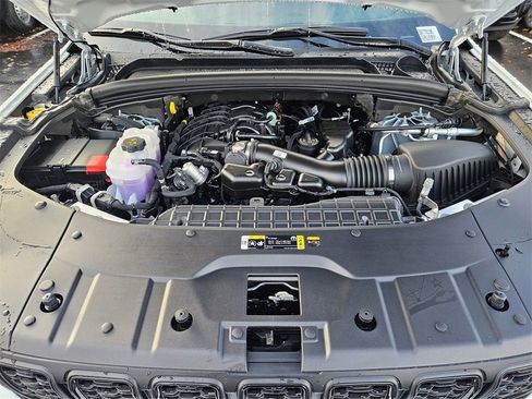 New 2025 Jeep Grand Cherokee Altitude image 38