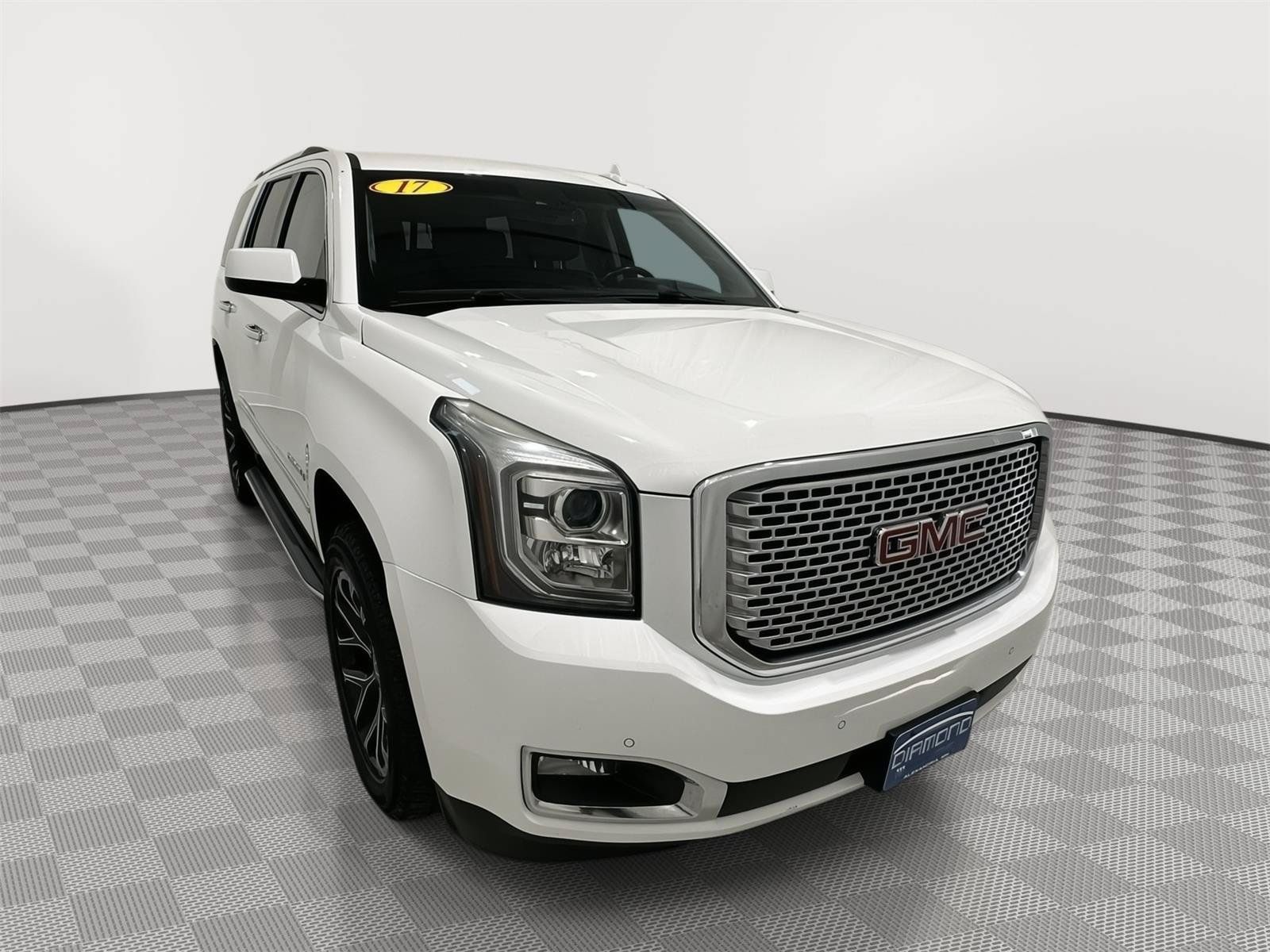 Used 2017 GMC Yukon Denali AWD/4WD image 7