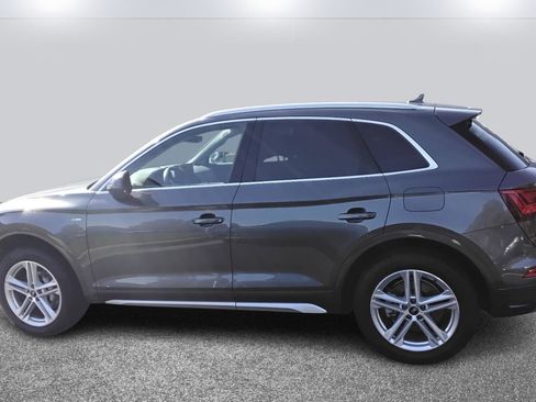 Certified 2025 Audi Q5 e Premium Plus w/ Premium Plus Package image 6