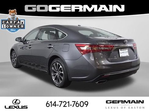 Used 2018 Toyota Avalon XLE Premium w/ All Weather Liner Package FWD image 11