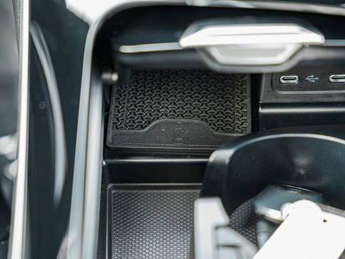 Certified 2025 Mercedes-Benz C 300 4MATIC Sedan image 26