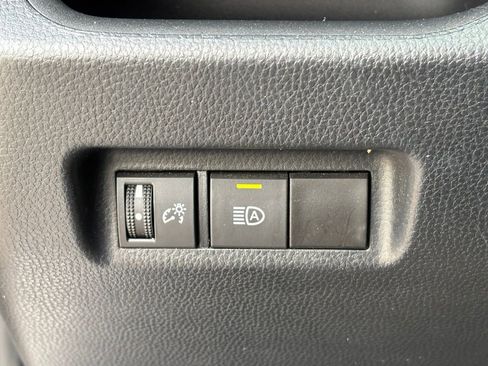 Used 2023 Toyota RAV4 LE image 22