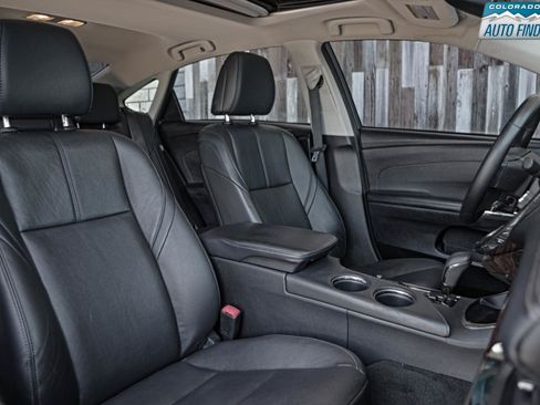 Used 2013 Toyota Avalon XLE Premium FWD image 21