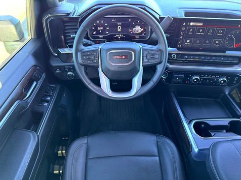 Used 2025 GMC Sierra 2500 SLT w/ SLT Convenience Package image 25