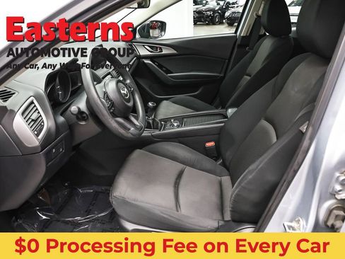 Used 2017 MAZDA MAZDA3 Sport FWD image 13
