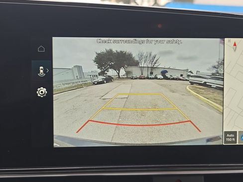 New 2026 Hyundai Elantra Limited image 22