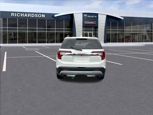 Used 2023 GMC Acadia SLT image 4