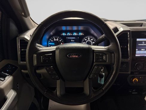 Used 2015 Ford F150 XLT w/ Equipment Group 302A Luxury RWD image 18