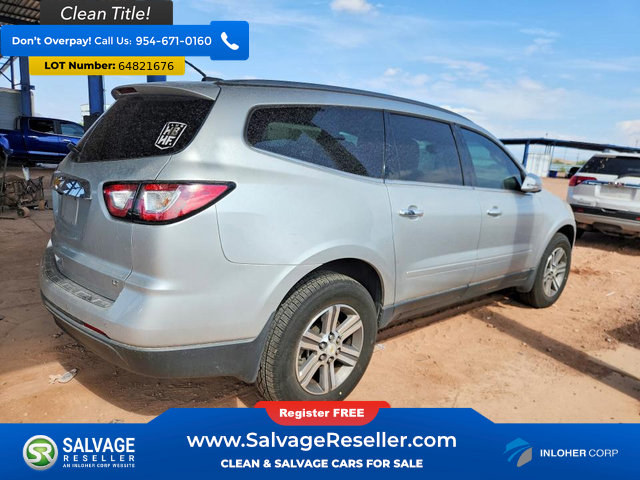 Used 2017 Chevrolet Traverse LT FWD image 4