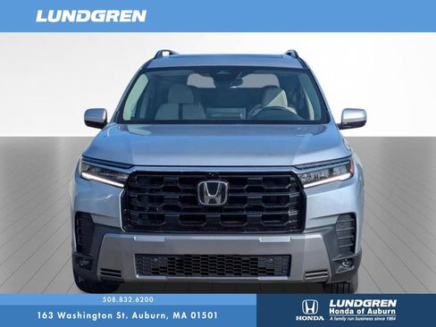 New 2026 Honda Pilot Touring image 28