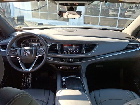 Certified 2024 Buick Enclave Essence w/ Technology Package image 19