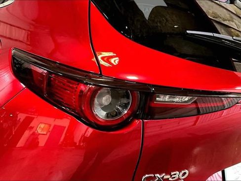 Used 2024 MAZDA CX-30 AWD 2.5 S w/ Premium Package image 8