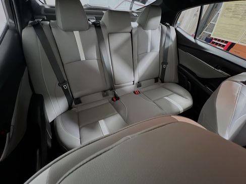 Used 2025 Toyota Camry SE w/ Multimedia Upgrade Package FWD image 33