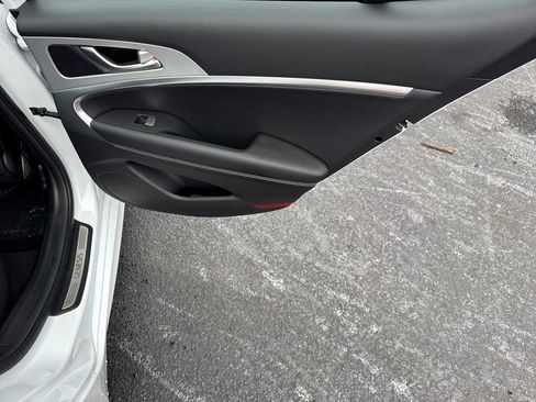 Used 2026 Genesis G70 2.5T Prestige image 16