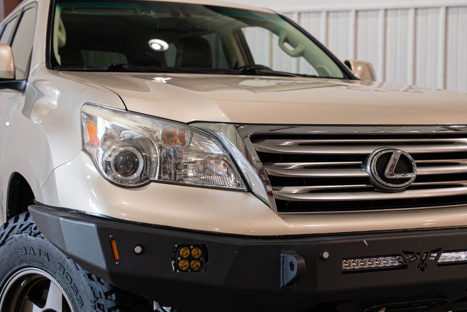 Used 2011 Lexus GX 460 w/ Convenience Pkg AWD/4WD image 4