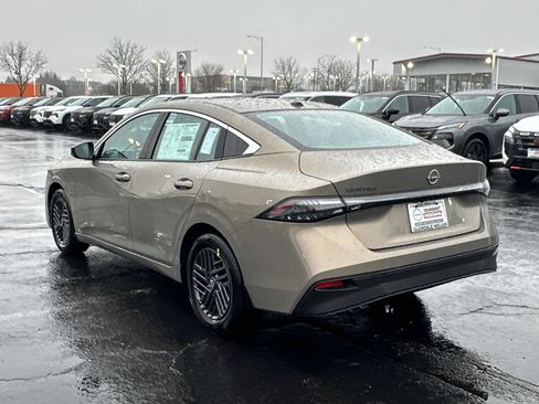 New 2026 Nissan Sentra SV w/ SV Convenience Package FWD image 6