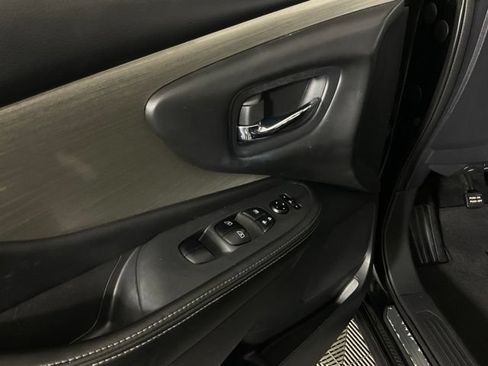 Used 2017 Nissan Murano SV AWD/4WD image 25