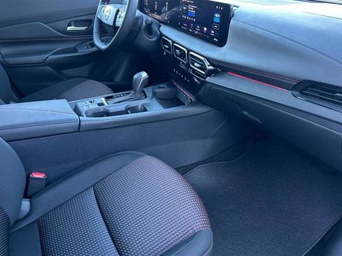 New 2026 Nissan Sentra SR w/ Floor Mat Package image 16