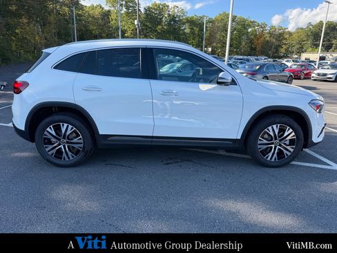 New 2026 Mercedes-Benz GLA 250 4MATIC image 9