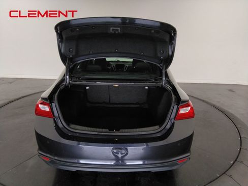 Used 2023 Chevrolet Malibu LT w/ Driver Confidence Package image 9