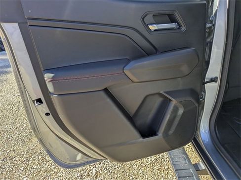 New 2026 Chevrolet Colorado Z71 w/ Technology Package image 24