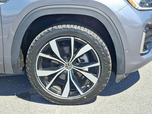 Used 2024 Volkswagen Atlas SEL Premium R-Line AWD/4WD image 8