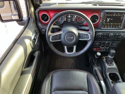 Certified 2022 Jeep Gladiator Rubicon w/ LED Lighting Group image 11