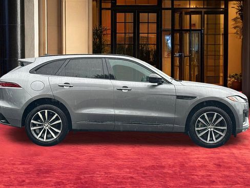 New 2026 Jaguar F-PACE R-Dynamic S AWD/4WD image 7