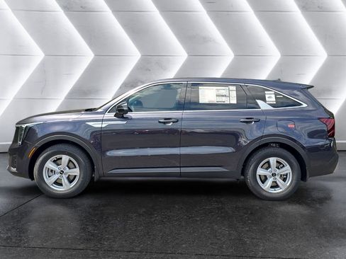 New 2026 Kia Sorento LX image 2