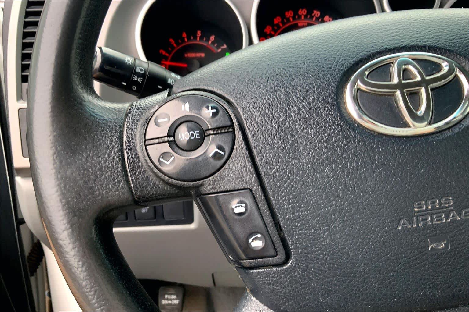 Used 2011 Toyota Tundra 4x4 Double Cab w/ TRD Off-Road Pkg image 23