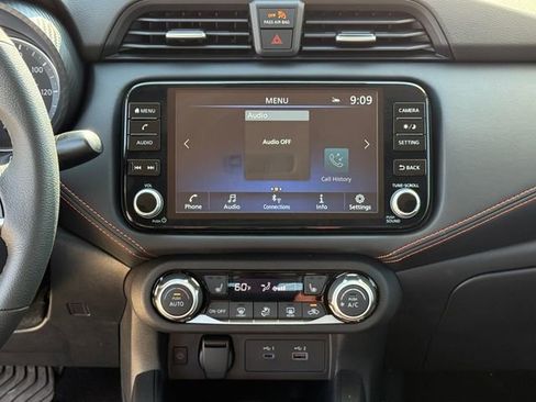 New 2025 Nissan Versa SR w/ Trunk Package image 14