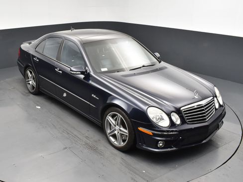 Used 2008 Mercedes-Benz E 63 AMG Sedan image 21
