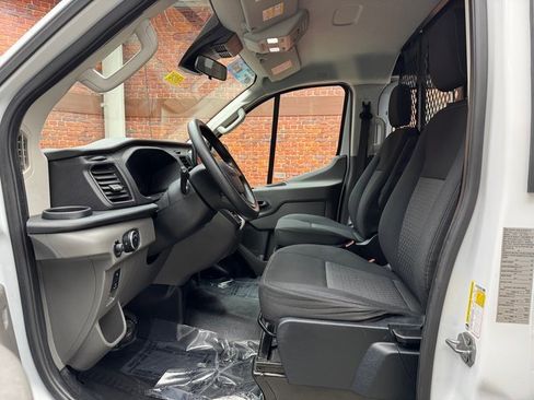 Used 2023 Ford Transit 250 Low Roof w/ Exterior Upgrade Package image 21