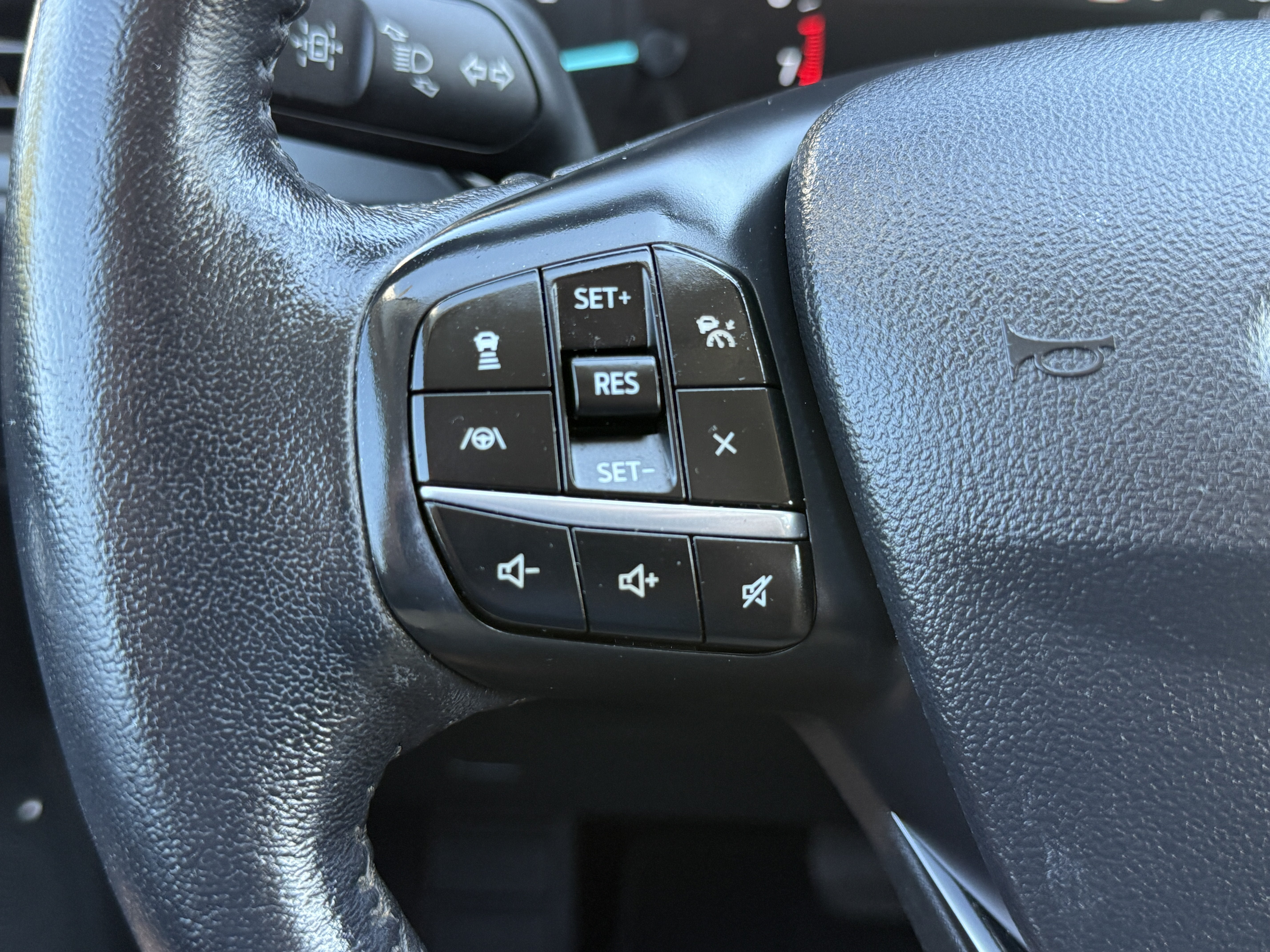 Used 2021 Ford Escape SE w/ Convenience Package AWD/4WD image 25