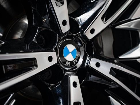 Certified 2025 BMW 530i xDrive image 8