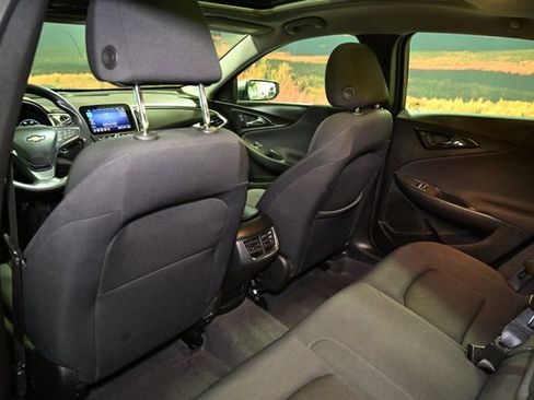 Used 2024 Chevrolet Malibu LT image 49