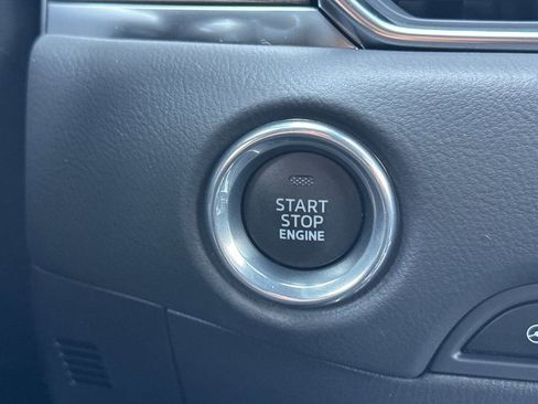 New 2025 MAZDA CX-5 Signature image 23