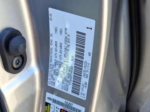 New 2026 Toyota Tundra Platinum AWD/4WD image 18