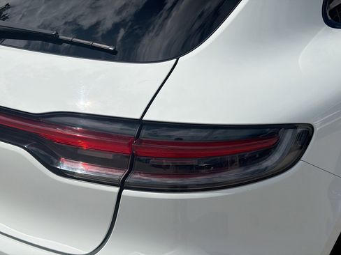 Used 2021 Porsche Macan AWD/4WD image 25