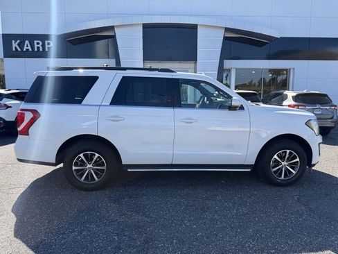 Used 2020 Ford Expedition XLT w/ Equipment Group 202A image 13