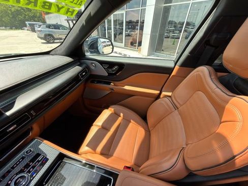 Used 2023 Lincoln Aviator Black Label Grand Touring w/ Class IV Trailer Tow Package AWD/4WD image 26