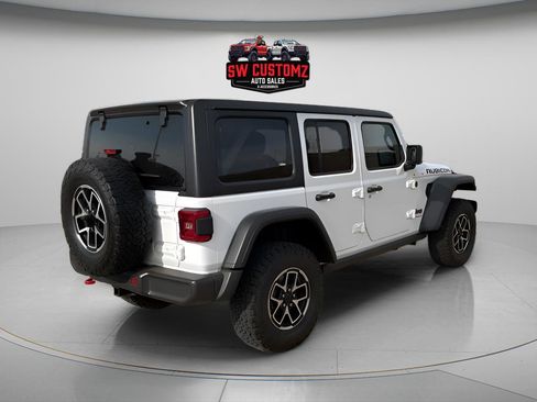 Used 2024 Jeep Wrangler Unlimited Rubicon image 7