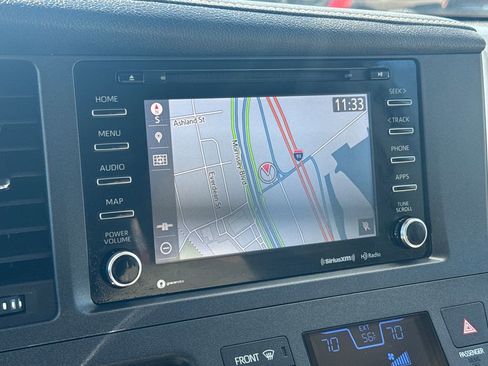Used 2020 Toyota Sienna XLE w/ XLE Navigation Package AWD/4WD image 27