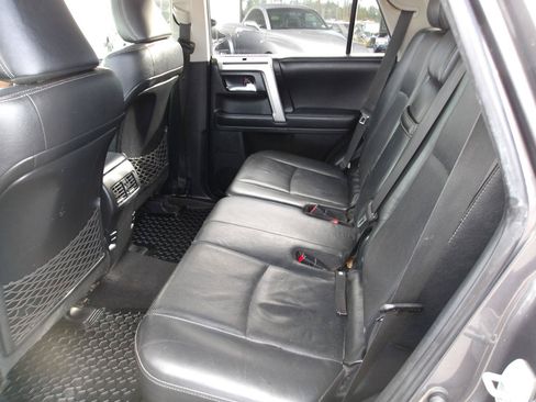 Used 2015 Toyota 4Runner Limited AWD/4WD image 10
